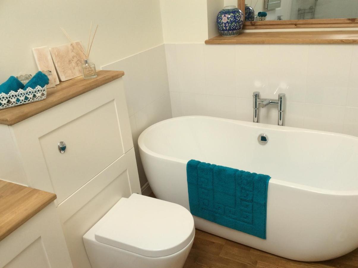 The Studio At The Laurels Hotell Hook Norton Exteriör bild
